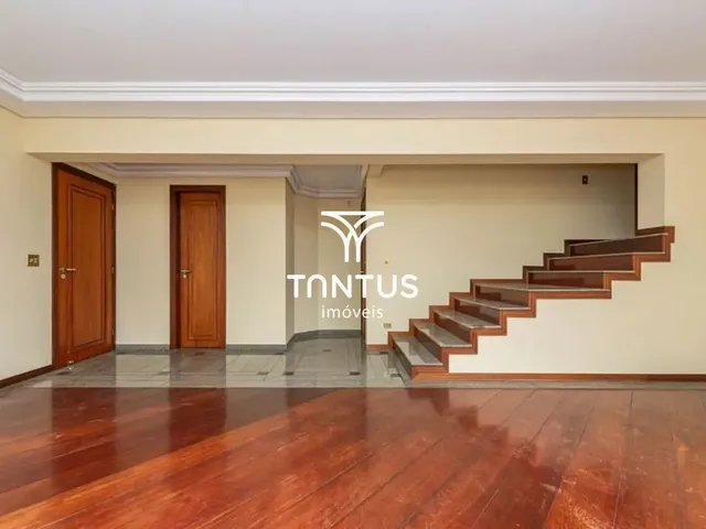 Apartamento 3 quartos e 5 banheiros, para alugar, no bairro Água Verde em Curitiba