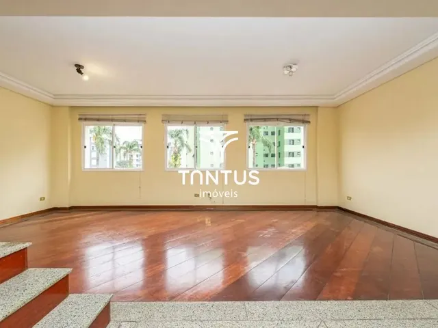 Apartamento 3 quartos e 5 banheiros, para alugar, no bairro Água Verde em Curitiba