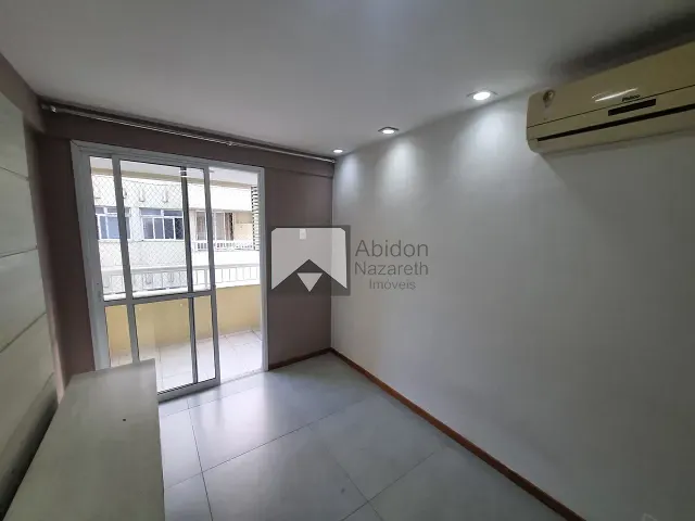 Apartamento com 80m² 2 quartos e 2 banheiros, à venda, no bairro Piratininga em Niterói