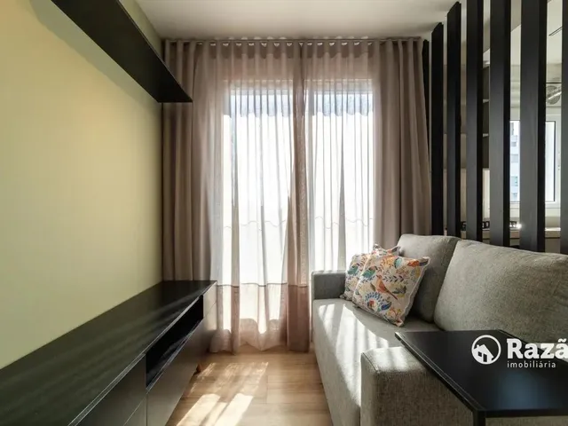 Apartamento 1 quarto e 1 banheiro, para alugar, no bairro São Francisco em Curitiba