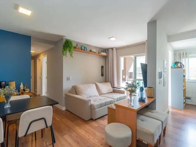 Apartamento 3 quartos e 1 banheiro, para alugar, no bairro Orleans em Curitiba