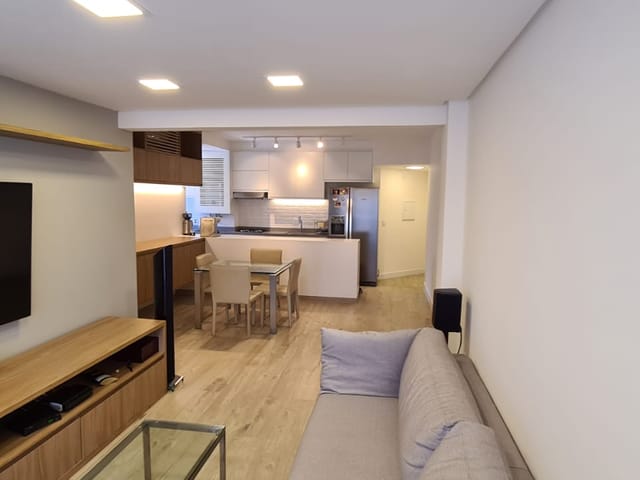 Foto do Apartamento - Apartamento à venda no bairro Vila Nova Conceição, na cidade de São Paulo.  Este encantador apartamento oferece uma excelente oportunidade. | Vista Livre