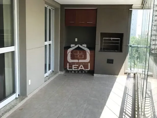 Apartamento 4 quartos e 5 banheiros, à venda, no bairro Vila Andrade em São Paulo