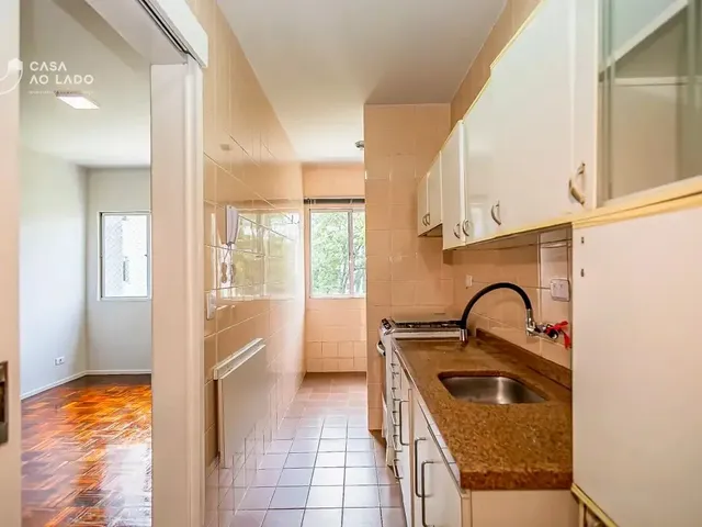 Apartamento 2 quartos e 1 banheiro, à venda, no bairro Água Verde em Curitiba