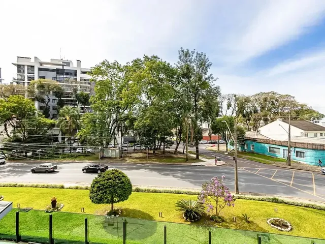 Apartamento 2 quartos e 1 banheiro, à venda, no bairro Água Verde em Curitiba