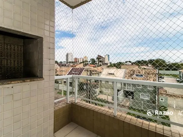 Apartamento 3 quartos e 1 banheiro, para alugar, no bairro Capão Raso em Curitiba