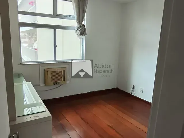 Apartamento com 90m² 2 quartos e 1 banheiro, à venda, no bairro Icaraí em Niterói