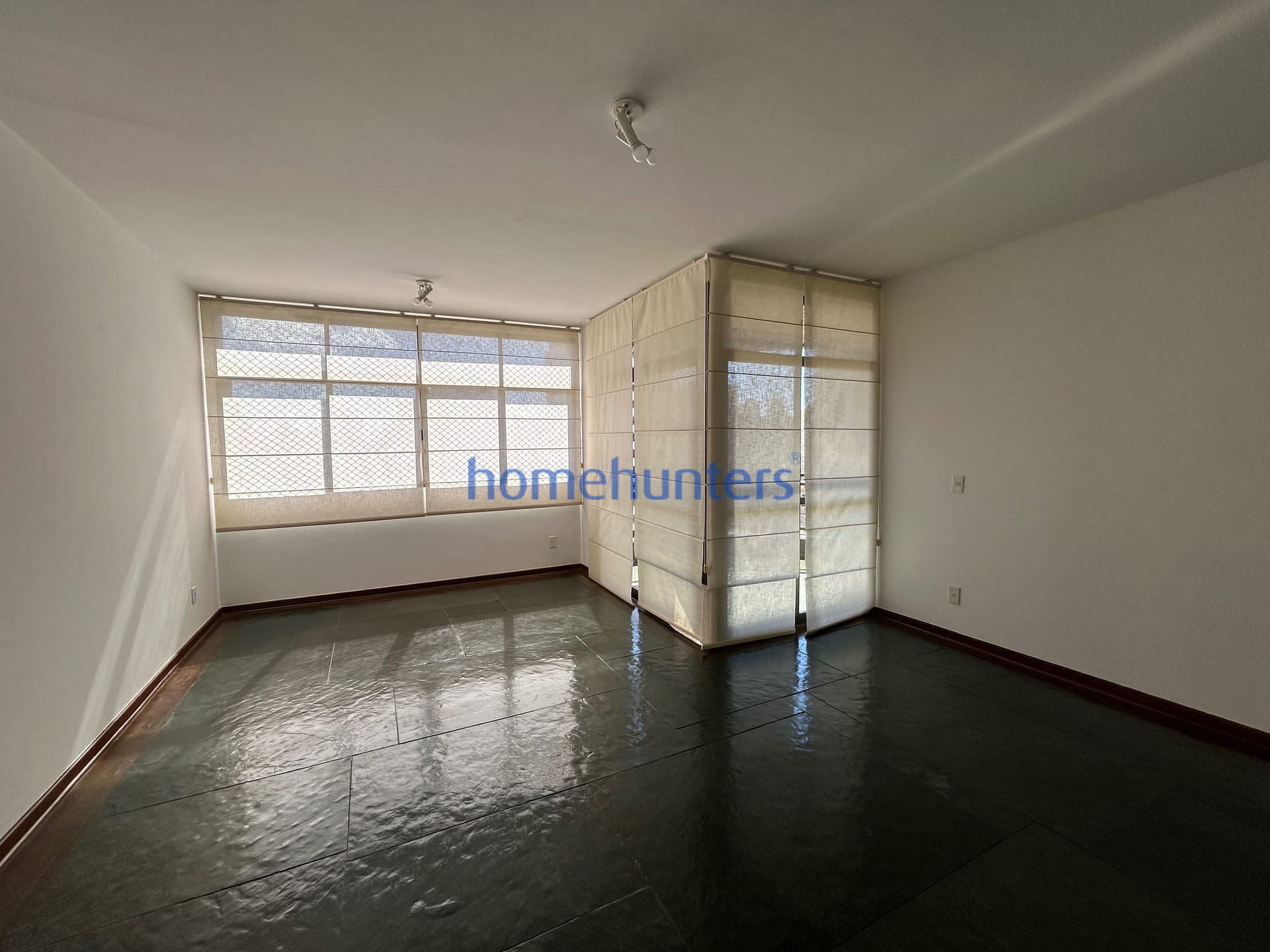 Apartamento para alugar com 3 quartos, 160m² - Foto 6
