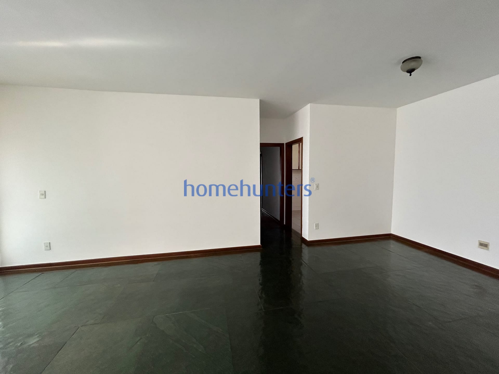 Apartamento para alugar com 3 quartos, 160m² - Foto 7