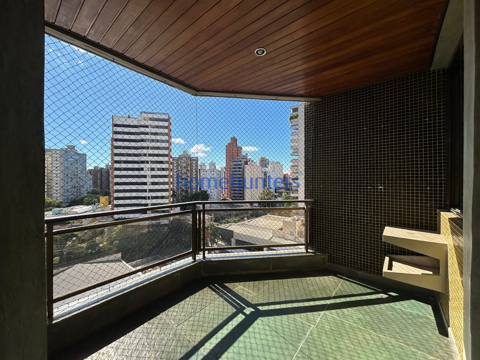 Apartamento para alugar com 3 quartos, 160m² - Foto 13