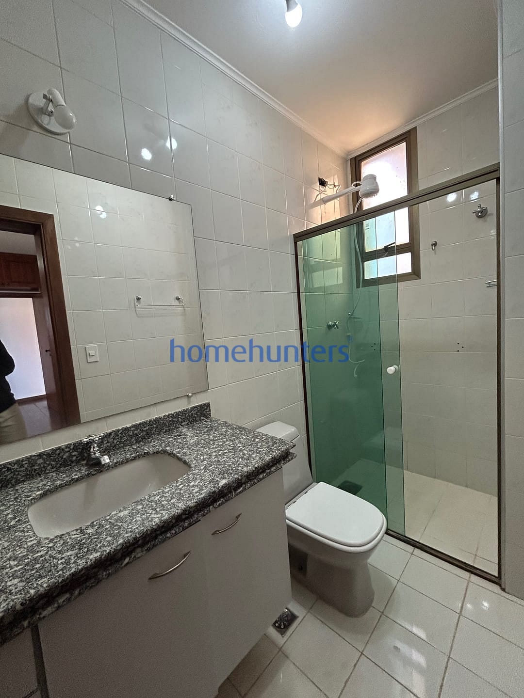 Apartamento para alugar com 3 quartos, 160m² - Foto 29