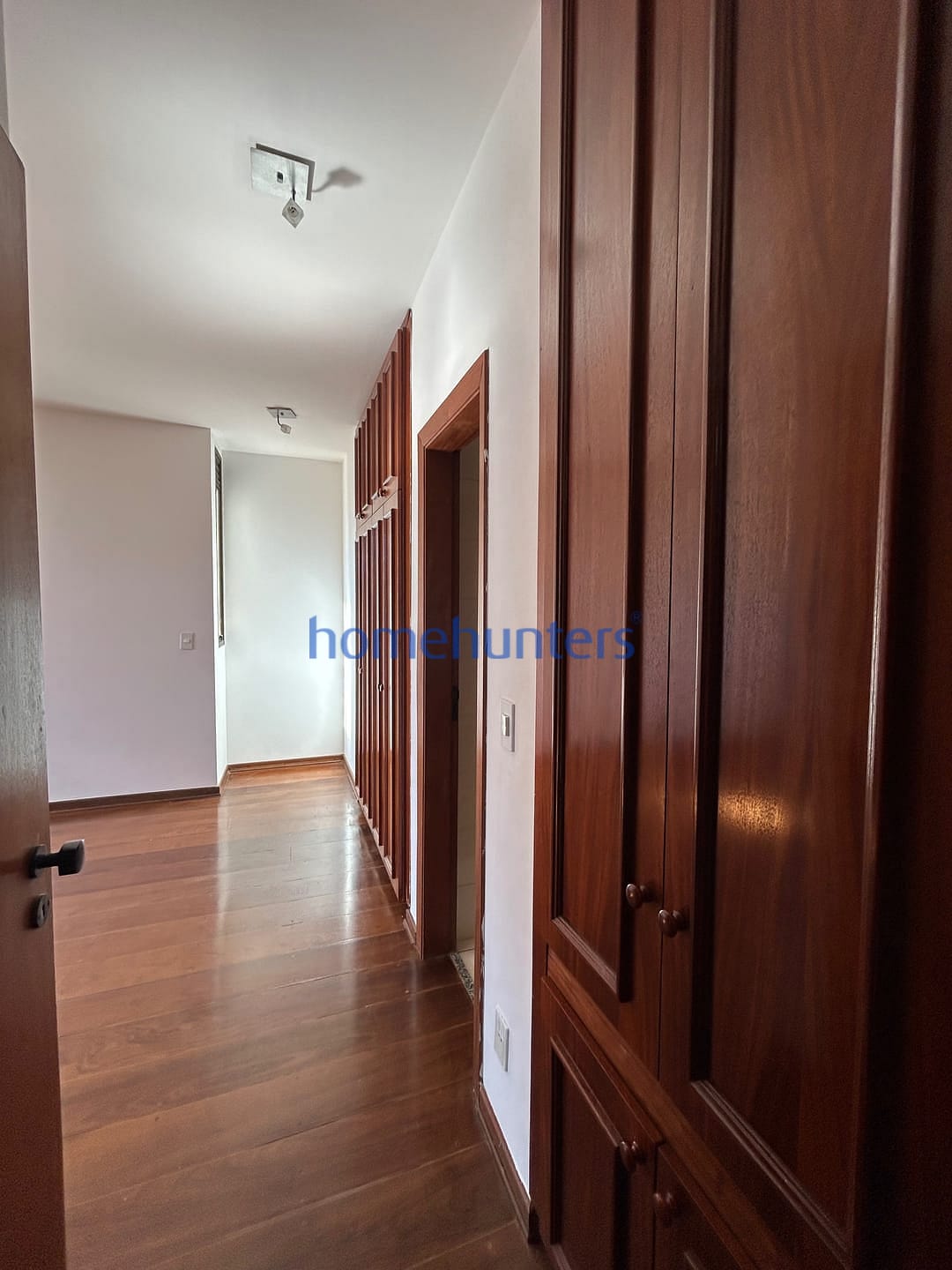Apartamento para alugar com 3 quartos, 160m² - Foto 36