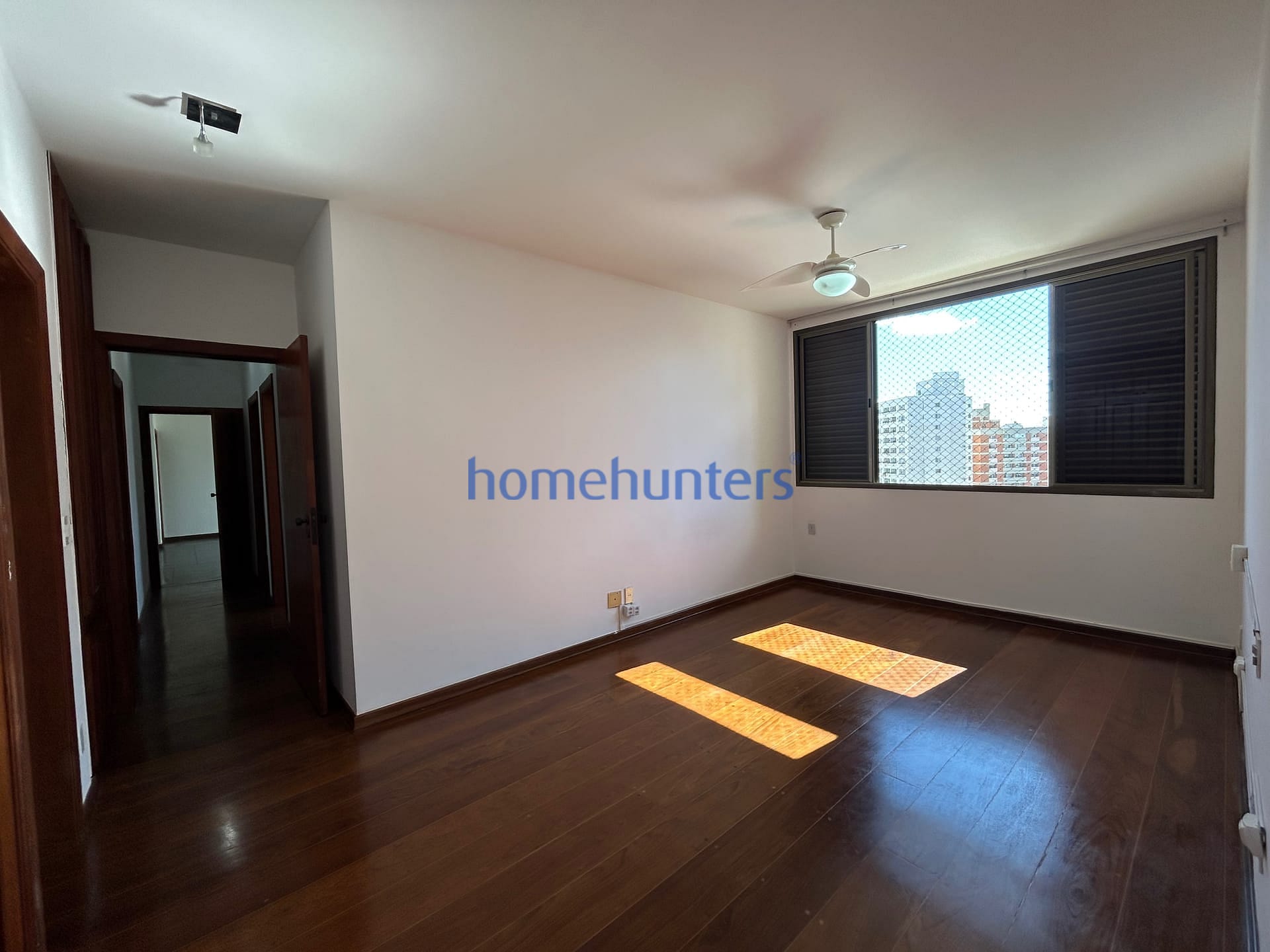 Apartamento para alugar com 3 quartos, 160m² - Foto 38