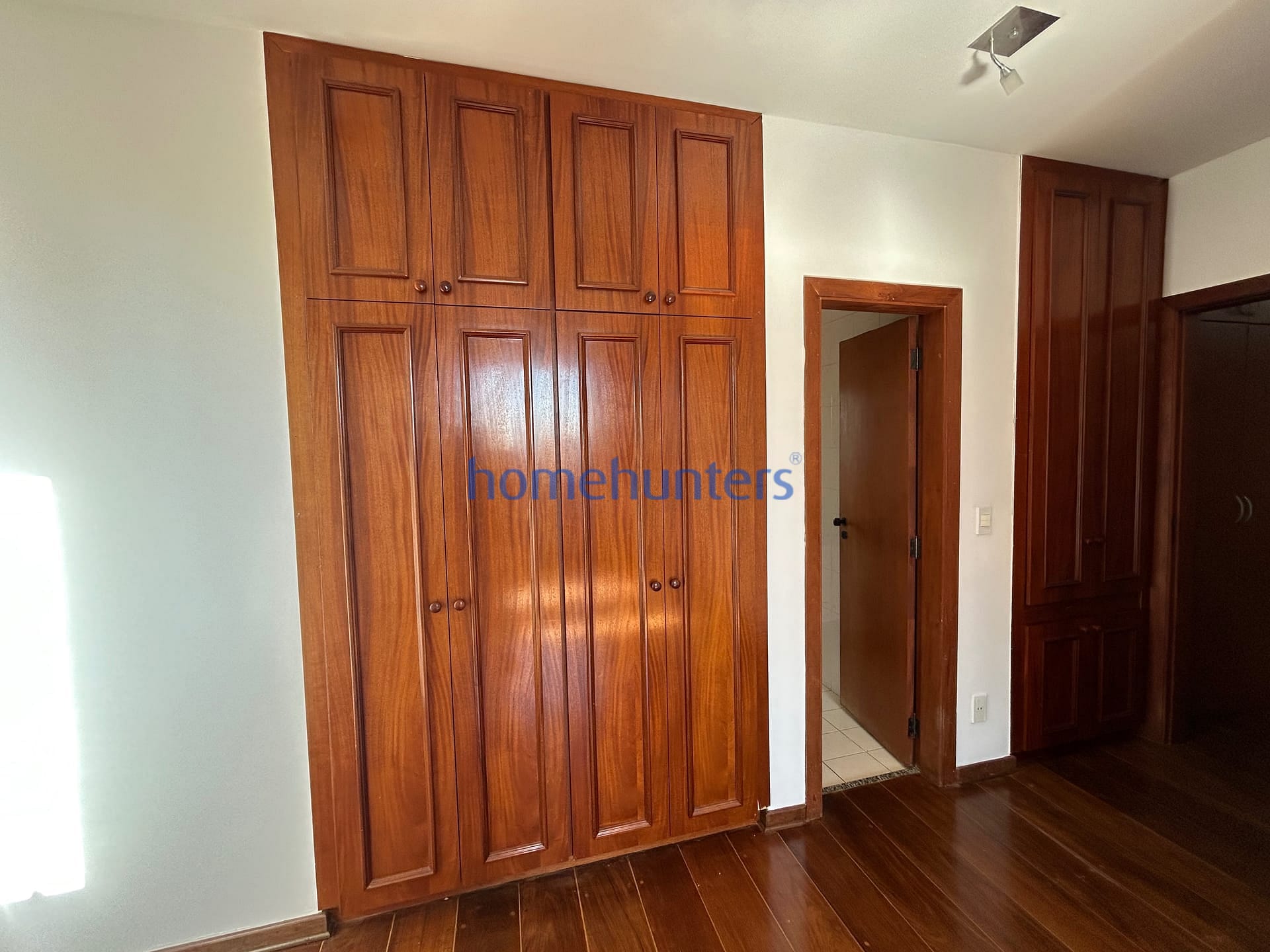 Apartamento para alugar com 3 quartos, 160m² - Foto 41