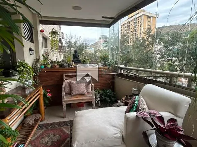 Apartamento com 170m² 4 quartos e 5 banheiros, à venda, no bairro Icaraí em Niterói