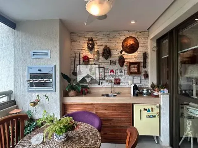 Apartamento com 170m² 4 quartos e 5 banheiros, à venda, no bairro Icaraí em Niterói