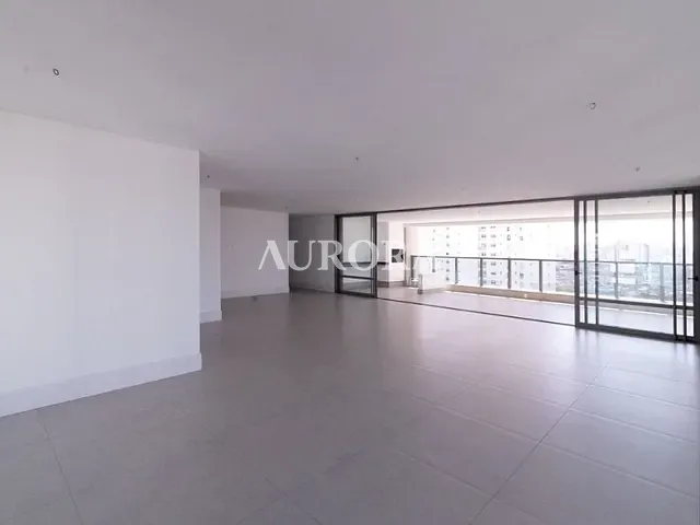 Apartamento com 639m² 3 quartos e 5 banheiros, à venda ou para alugar, no bairro Santa Rosa em Londrina