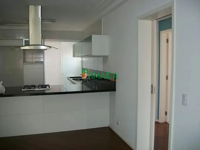 Apartamento 2 quartos e 1 banheiro, para alugar, no bairro ALTO DA RUA XV em Curitiba