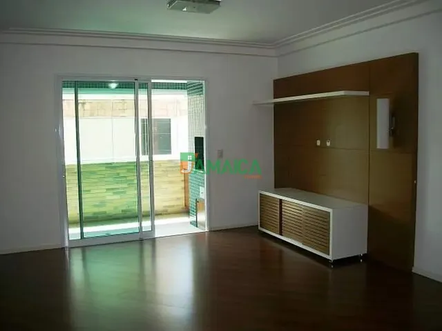 Apartamento 2 quartos e 1 banheiro, para alugar, no bairro ALTO DA RUA XV em Curitiba