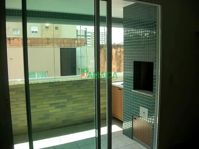 Apartamento 2 quartos e 1 banheiro, para alugar, no bairro ALTO DA RUA XV em Curitiba