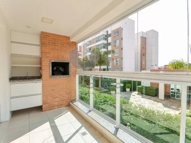 Apartamento 3 quartos e 3 banheiros, para alugar, no bairro Campo Comprido em Curitiba