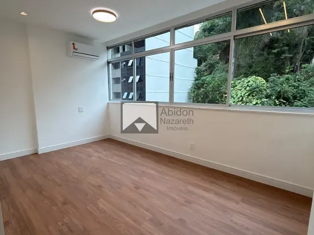 Apartamento 4 quartos e 4 banheiros, à venda, no bairro Icaraí em Niterói