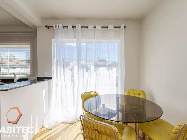 Apartamento 2 quartos e 1 banheiro, para alugar, no bairro Alto Boqueirão em Curitiba