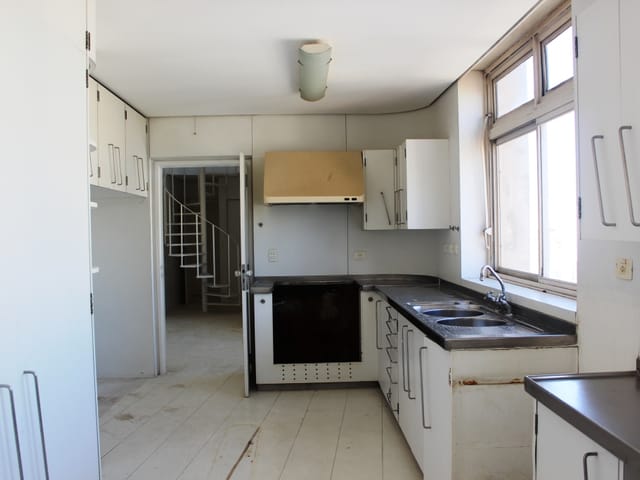 Apartamento com 642m² 4 quartos e 7 banheiros, à venda, no bairro Santa Cecília em São Paulo