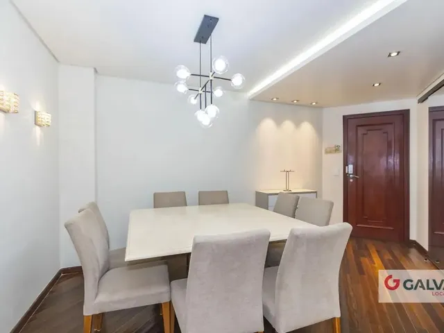 Apartamento 2 quartos e 1 banheiro, para alugar, no bairro Cristo Rei em Curitiba