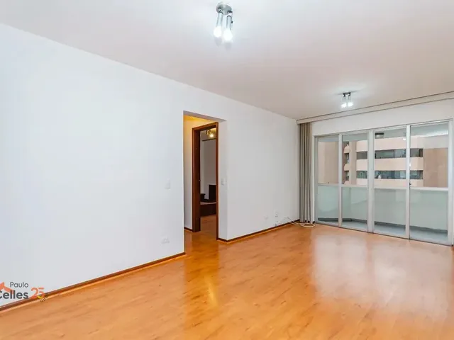 Apartamento 2 quartos e 2 banheiros, para alugar, no bairro Bigorrilho em Curitiba