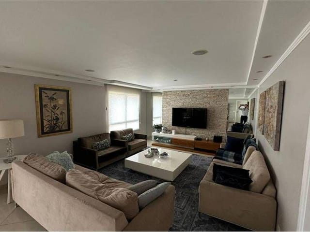 Apartamento com 900m² 3 quartos e 4 banheiros, à venda, no bairro Mirandópolis em São Paulo