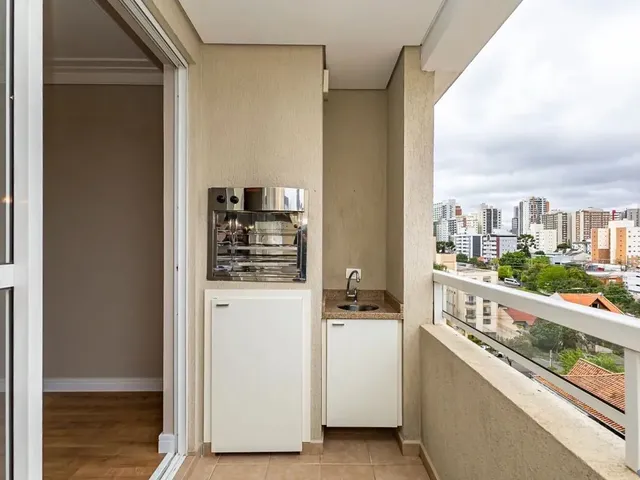 Apartamento 3 quartos e 2 banheiros, para alugar, no bairro Vila Izabel em Curitiba