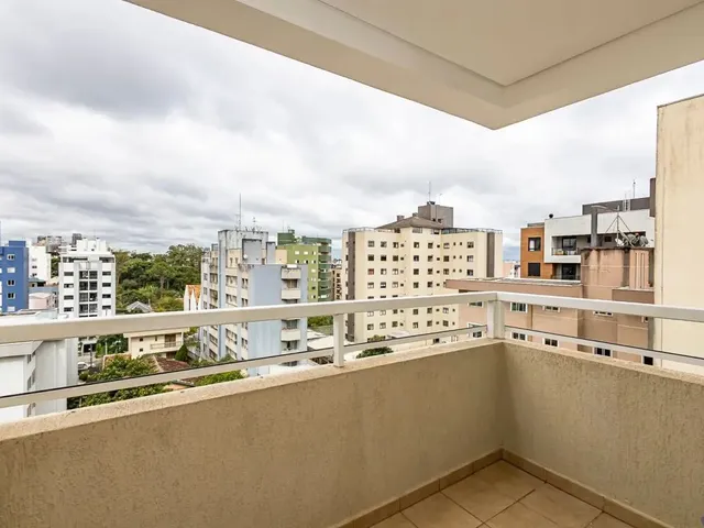 Apartamento 3 quartos e 2 banheiros, para alugar, no bairro Vila Izabel em Curitiba