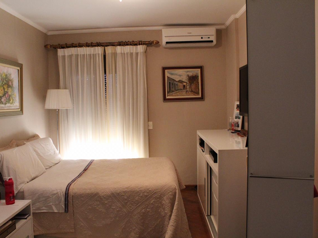 Apartamento com 240m² 4 quartos e 5 banheiros, à venda ou para alugar, no bairro Klabin em São Paulo