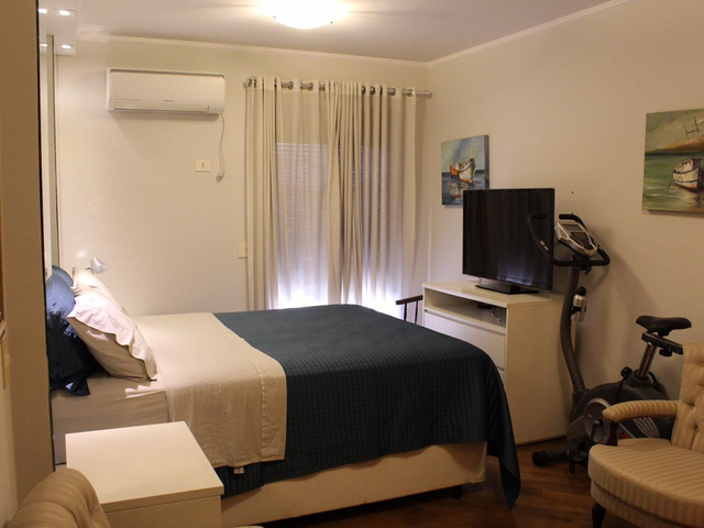 Apartamento com 240m² 4 quartos e 5 banheiros, à venda ou para alugar, no bairro Klabin em São Paulo