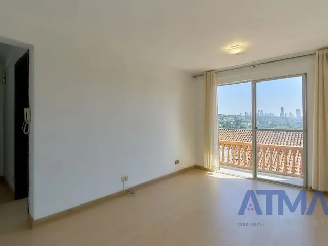 Apartamento 2 quartos e 2 banheiros, à venda, no bairro Santa Quitéria em Curitiba