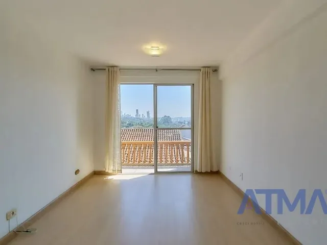 Apartamento 2 quartos e 2 banheiros, à venda, no bairro Santa Quitéria em Curitiba