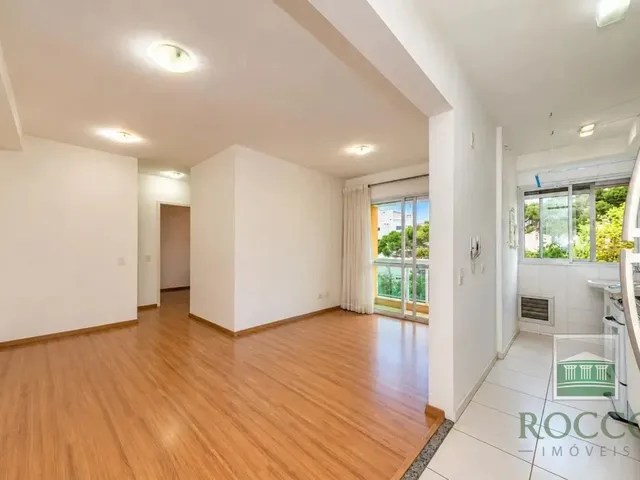 Apartamento 2 quartos e 1 banheiro, à venda, no bairro Bacacheri em Curitiba
