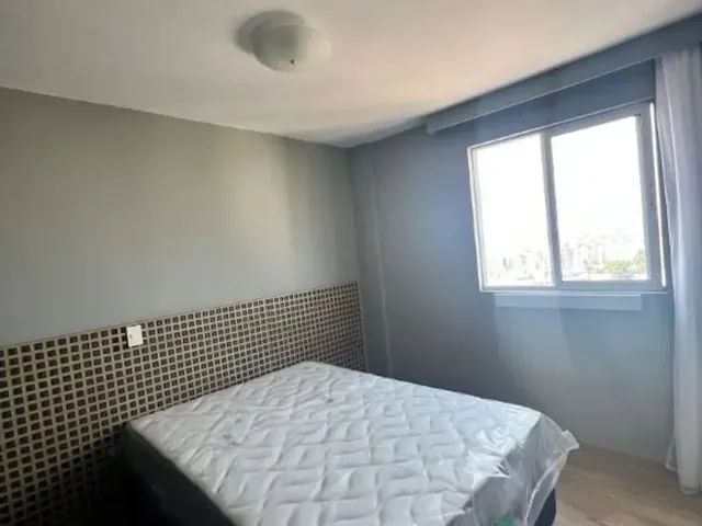 Apartamento 1 quarto e 1 banheiro, para alugar, no bairro Alto da Glória em Curitiba