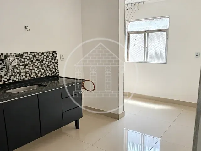 Apartamento 2 quartos e 1 banheiro, à venda ou para alugar, no bairro Vila São José (Cidade Dutra) em São Paulo