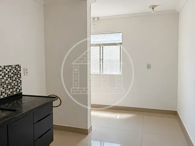 Apartamento 2 quartos e 1 banheiro, à venda ou para alugar, no bairro Vila São José (Cidade Dutra) em São Paulo