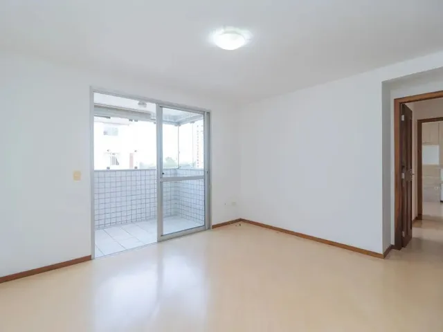 Apartamento 3 quartos e 1 banheiro, para alugar, no bairro Mossunguê em Curitiba