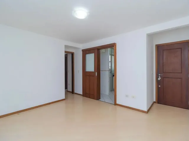 Apartamento 3 quartos e 1 banheiro, para alugar, no bairro Mossunguê em Curitiba