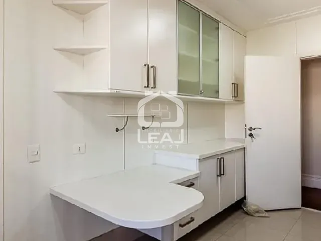 Apartamento com 240m² 3 quartos e 5 banheiros, à venda, no bairro Moema em São Paulo