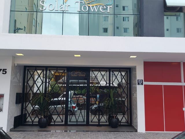 Apartamento 4 quartos e 5 banheiros, à venda, no bairro Meia Praia em Itapema