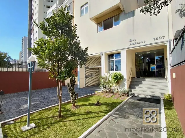 Apartamento 2 quartos e 1 banheiro, para alugar, no bairro Vila Izabel em Curitiba