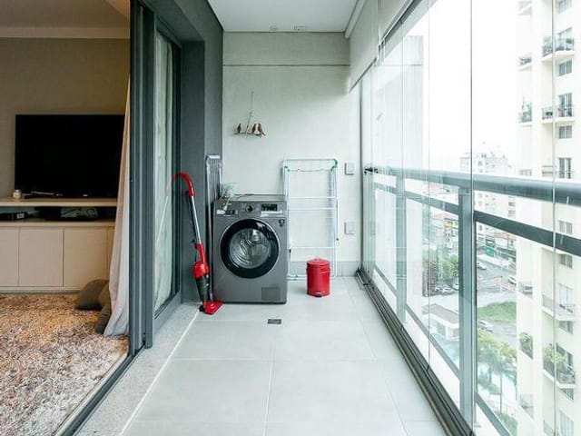 Foto do Apartamento - Apartamento porteira fechada ao lado do metrô Vila Madalena com 1 dormitório e 1 vaga. Agende sua visita. | Vista Livre