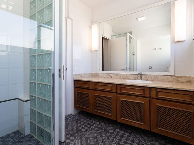 Apartamento com 121m² 3 quartos e 2 banheiros, à venda, no bairro Itaim Bibi em São Paulo
