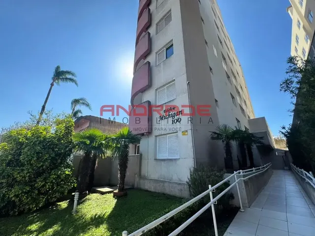 Apartamento 1 quarto e 1 banheiro, para alugar, no bairro São Francisco em Curitiba