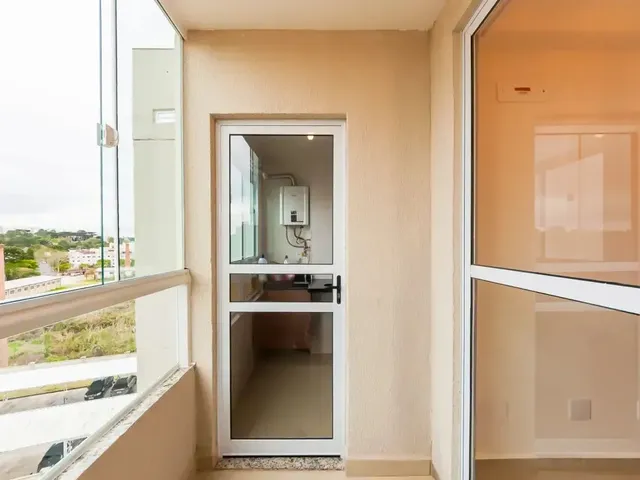 Apartamento 2 quartos e 1 banheiro, à venda, no bairro Bacacheri em Curitiba